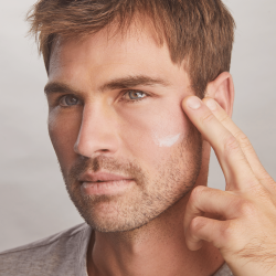 Colorescience Total Protection No Show SPF 50 - Usynlig mineral Solcreme Uden Hvid Hinde, 50 ml